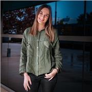 Profesora de alemán nativo, imparto clases particulares a niñ@s y también preparo a estudiantes para irse de Erasmus